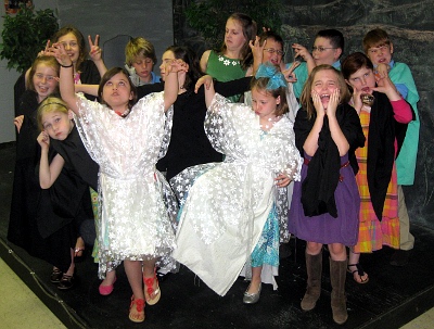 4th Grade group celebration photo